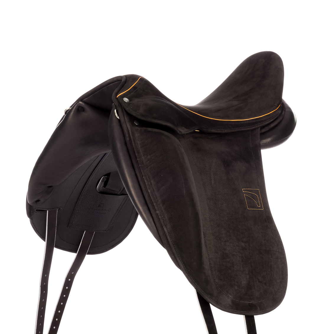 Modèle DGP dressage selle sur-mesure Childéric cuir bespoke saddle fait en France made in France fait main