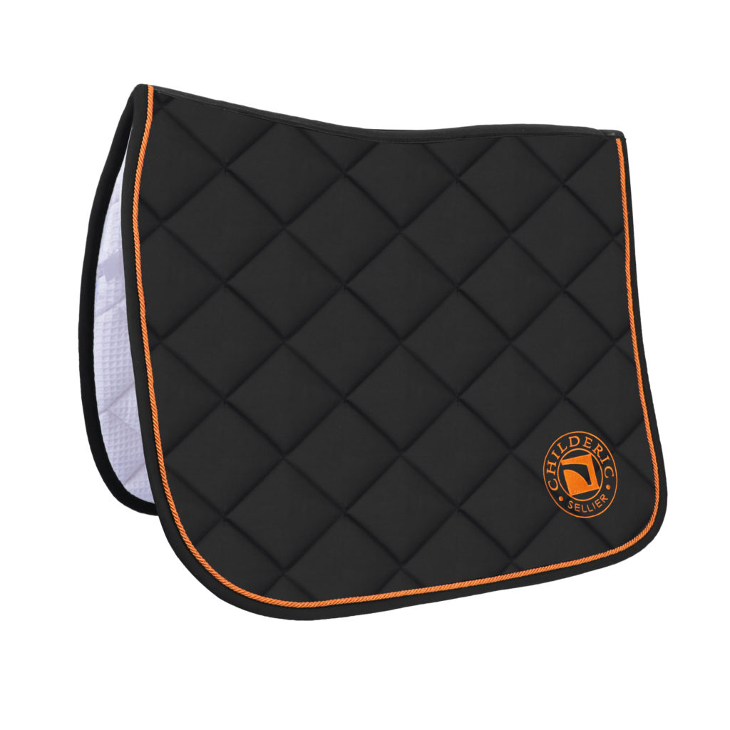 Tapis de selle dressage noir et orange équipement du cheval saddle pad black